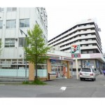 セブンイレブン地下鉄白石駅前280m