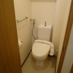 トイレ・温水洗浄便座・上部収納 トイレ・温水洗浄便座・上部収納